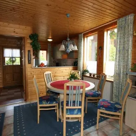 Ferienhaus 3 Hp Touristik - Naturerlebnisdorf Blauvogel